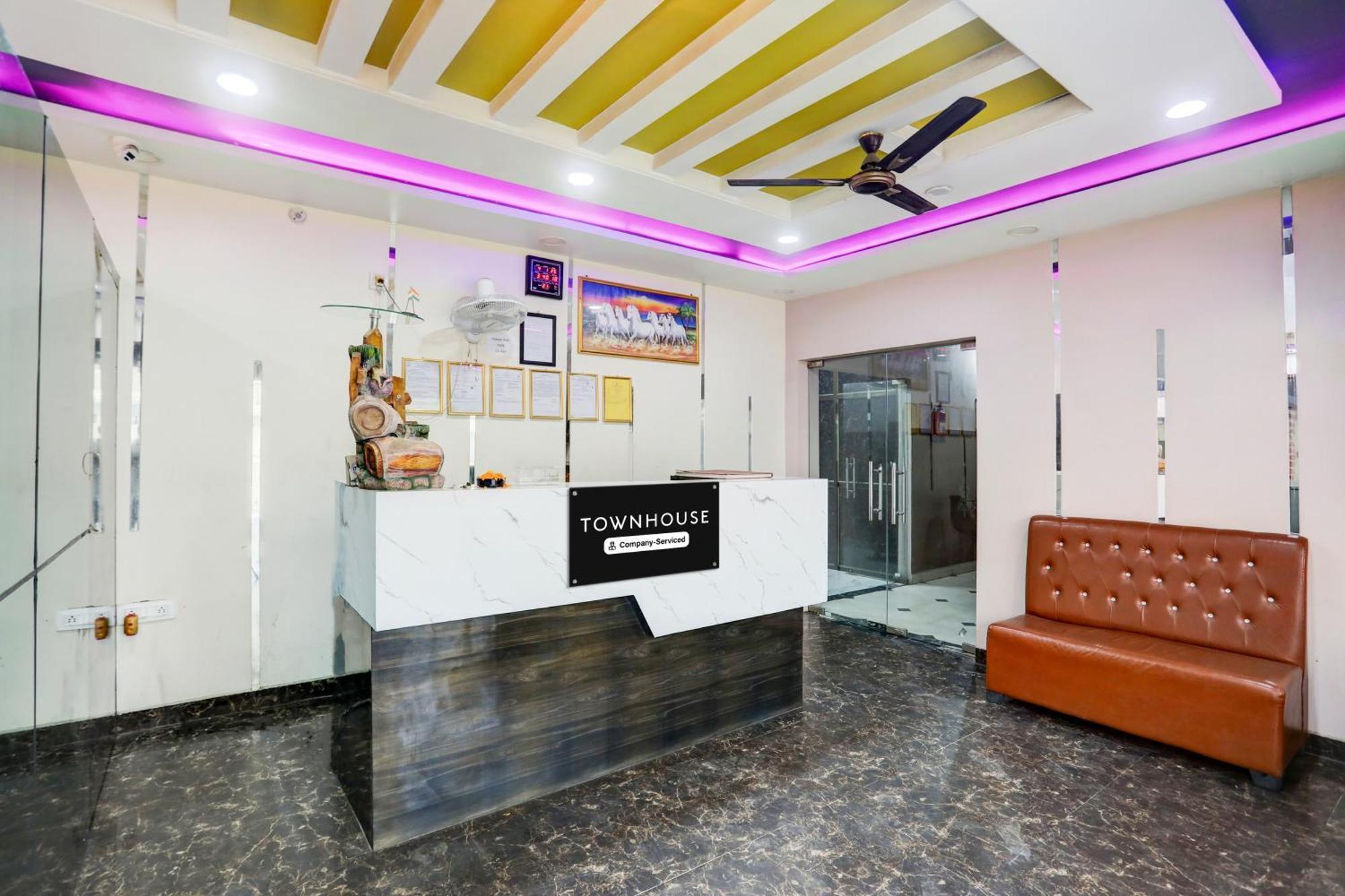 Hotel Super Townhouse Gida Near Rto Office Gorakhpur Exterior foto