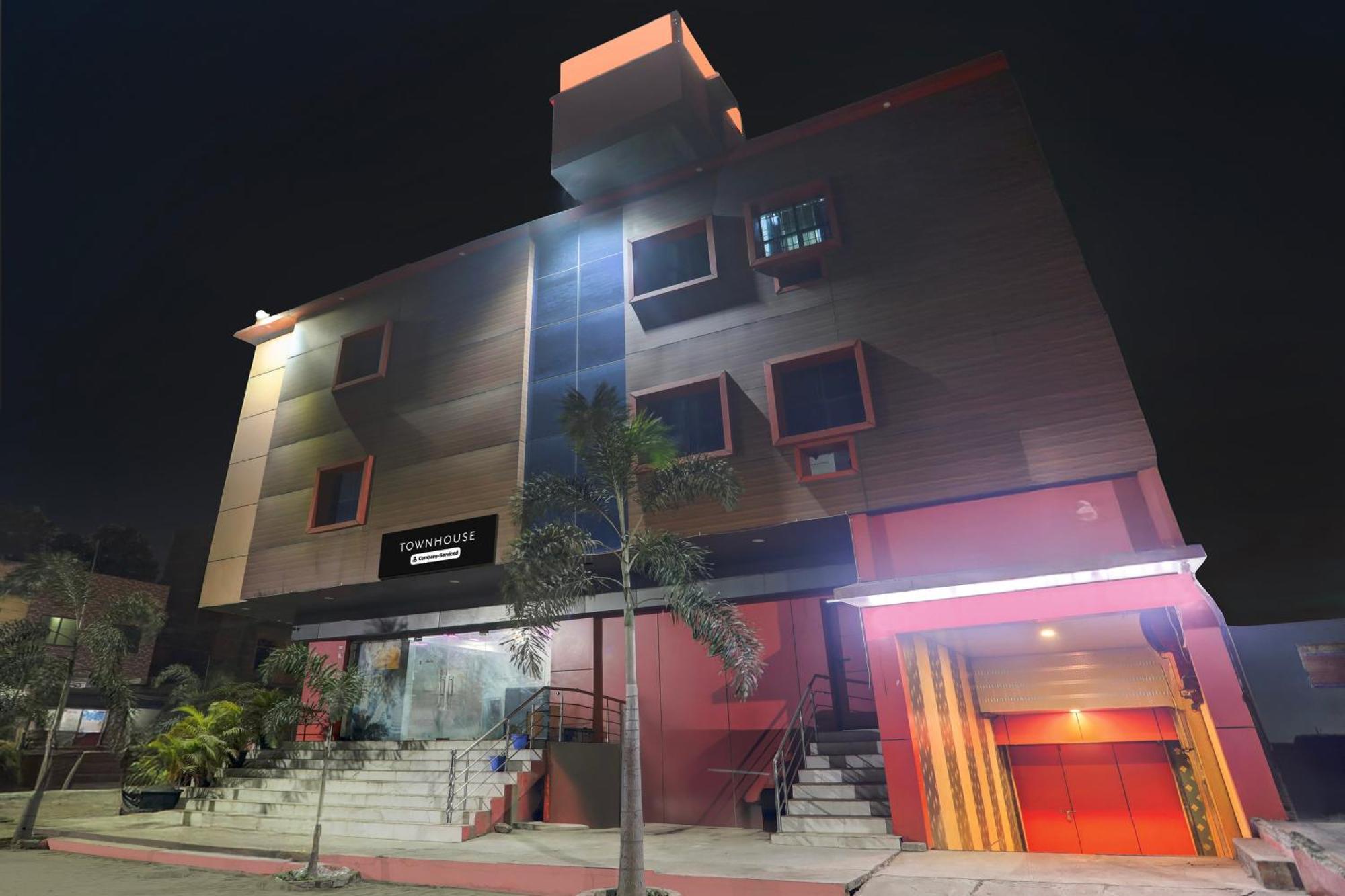 Hotel Super Townhouse Gida Near Rto Office Gorakhpur Exterior foto